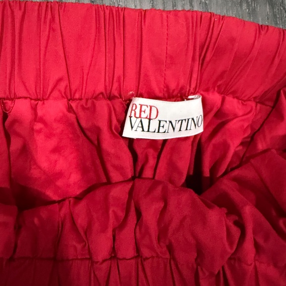 RED Valentino - Red and White Embroidered Culotte Shorts - Picture 2 of 4